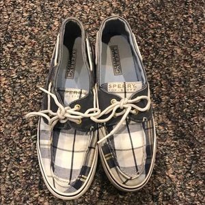 Sperry boat shoes
